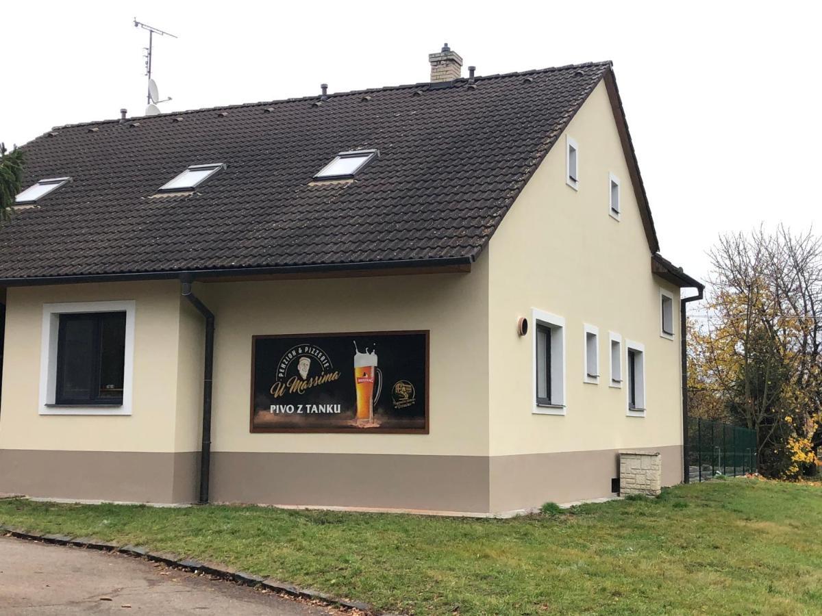Penzion&Pizzerie U Massima Vyskov Luaran gambar